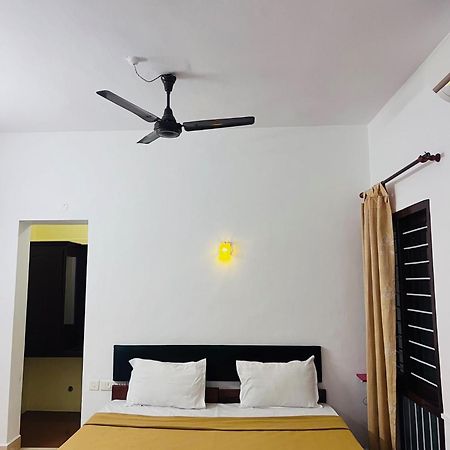Hotel Sunday - Townhouse Club Airport Trivandrum Thiruvananthapuram Zewnętrze zdjęcie