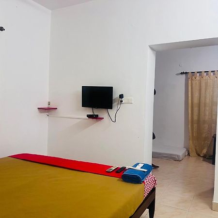 Hotel Sunday - Townhouse Club Airport Trivandrum Thiruvananthapuram Zewnętrze zdjęcie