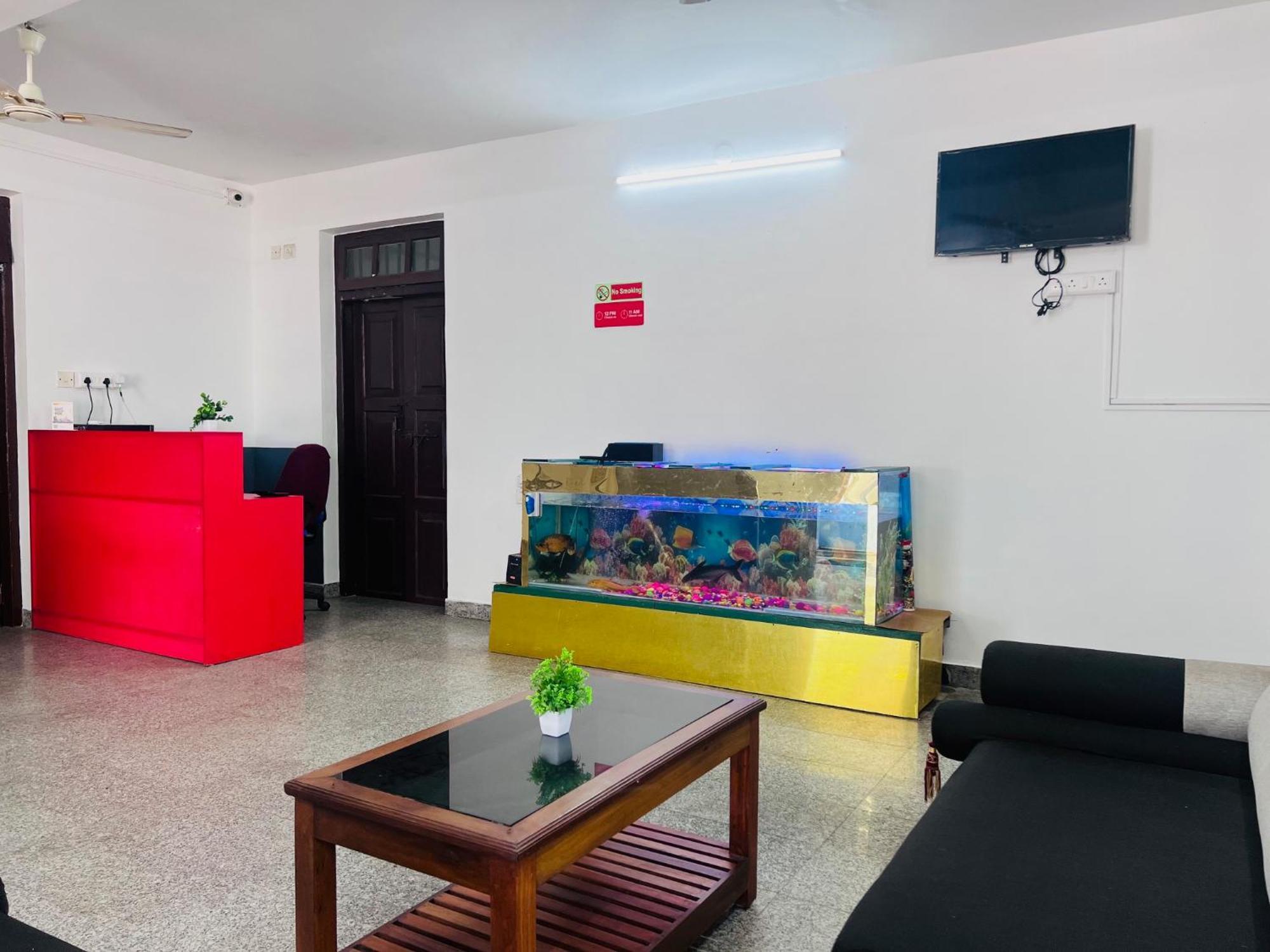 Hotel Sunday - Townhouse Club Airport Trivandrum Thiruvananthapuram Zewnętrze zdjęcie