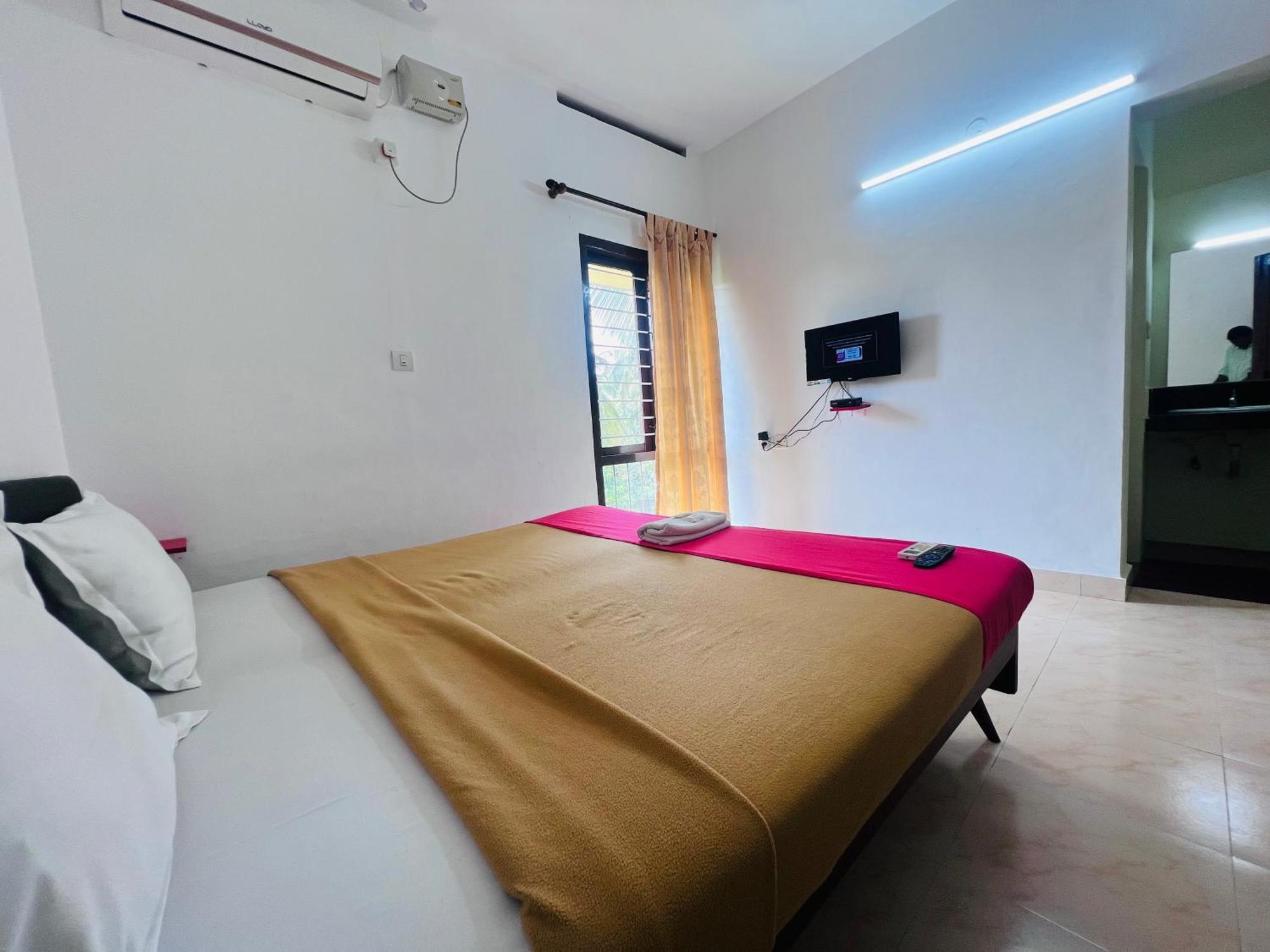 Hotel Sunday - Townhouse Club Airport Trivandrum Thiruvananthapuram Zewnętrze zdjęcie