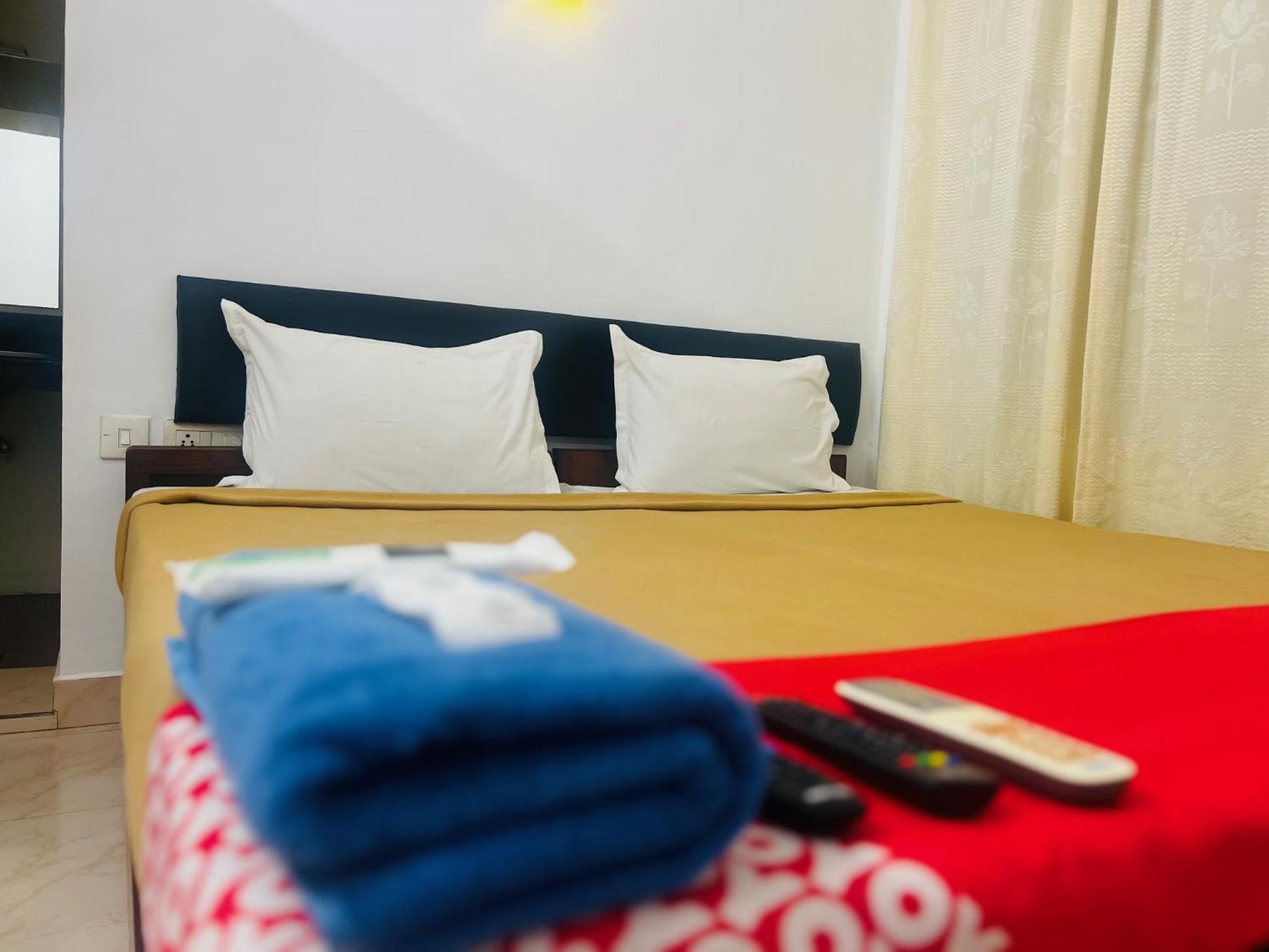 Hotel Sunday - Townhouse Club Airport Trivandrum Thiruvananthapuram Zewnętrze zdjęcie